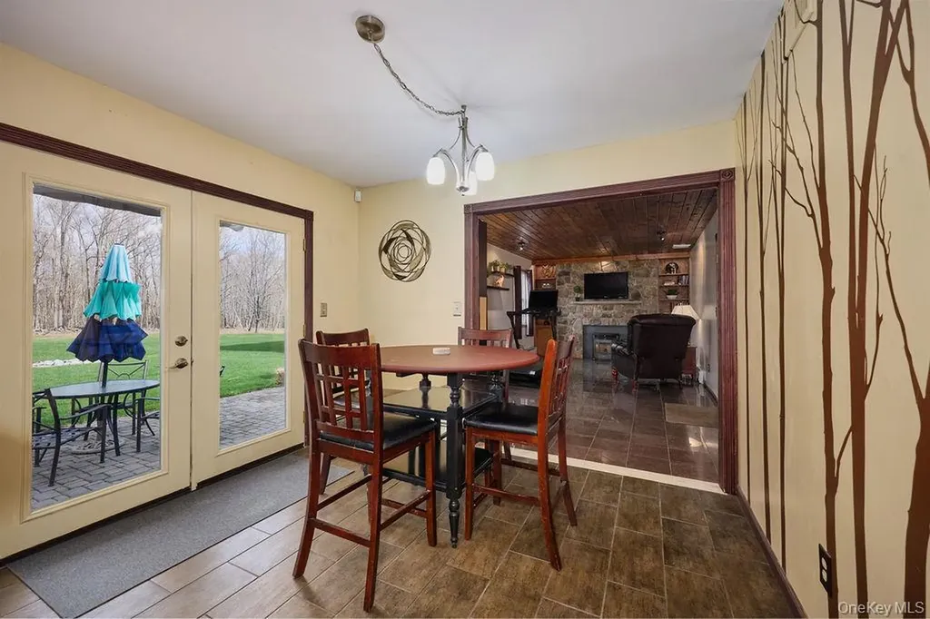 180 Ridge Drive Middletown NY 10940