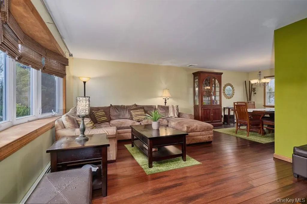 180 Ridge Drive Middletown NY 10940