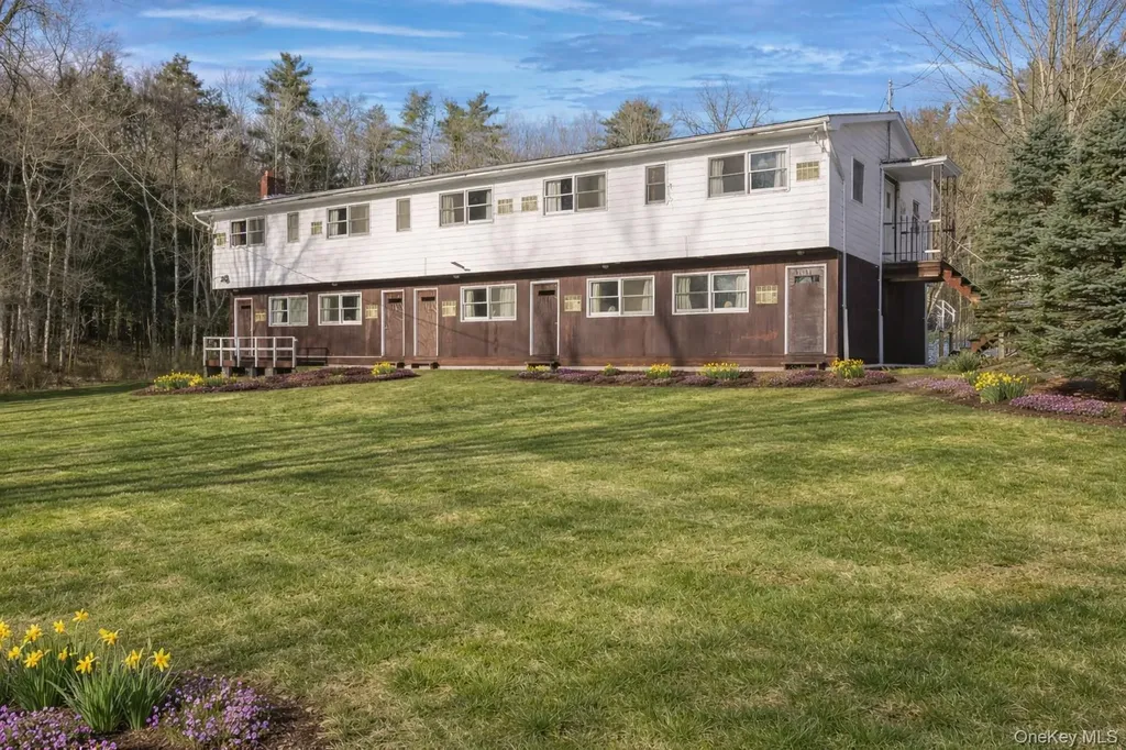 9 Solway Road Saugerties NY 12477