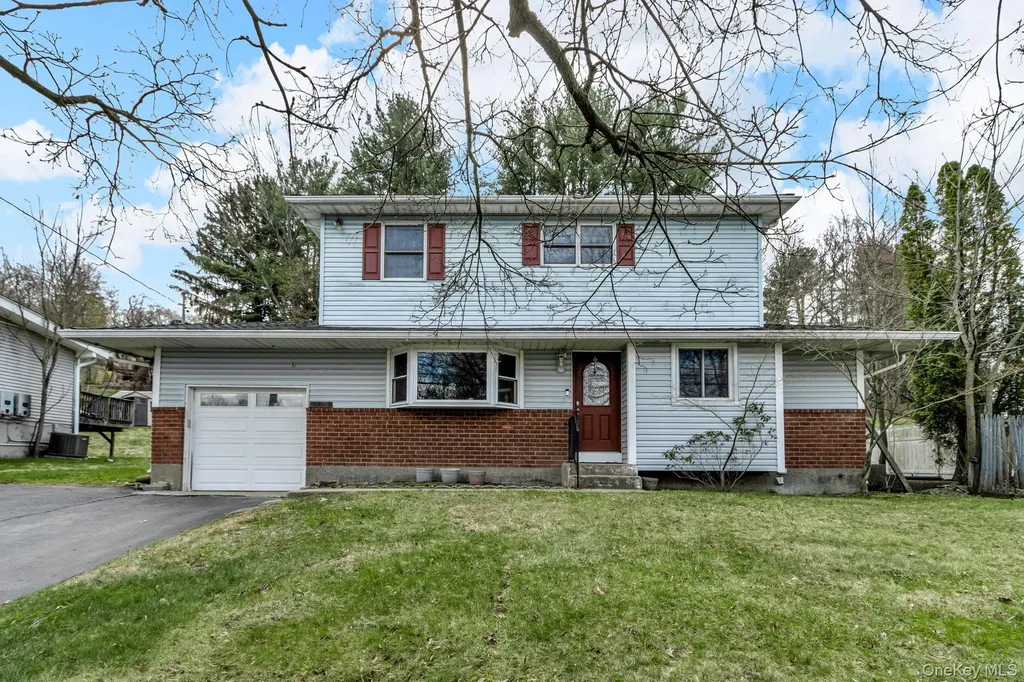 2028 Oakwood Drive Peekskill NY 10566