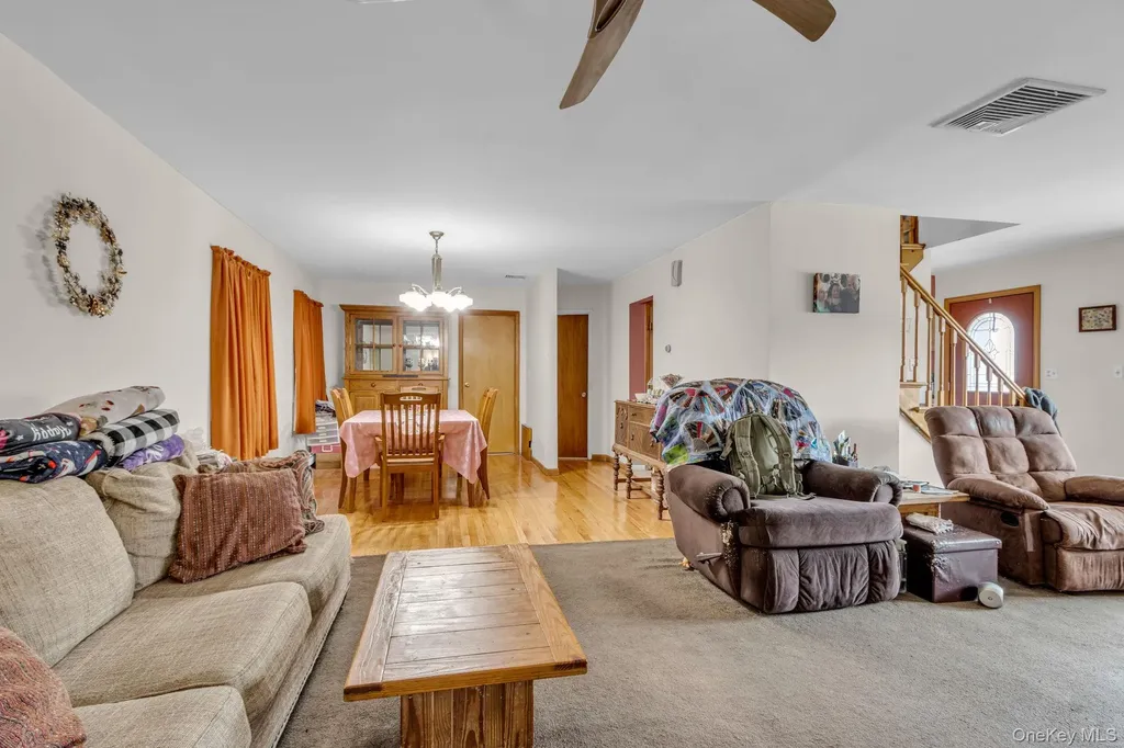 2028 Oakwood Drive Peekskill NY 10566
