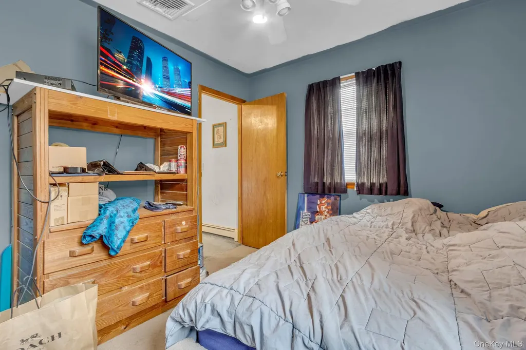 2028 Oakwood Drive Peekskill NY 10566