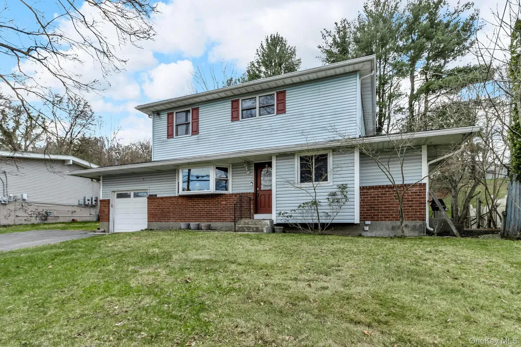 2028 Oakwood Drive Peekskill NY 10566