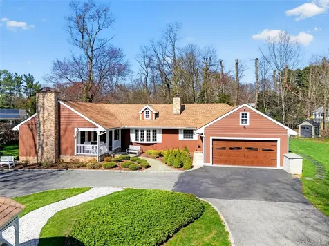 21 Barnaby Lane Hartsdale NY 10530