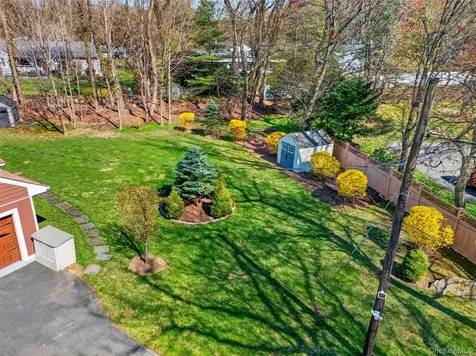 21 Barnaby Lane Hartsdale NY 10530