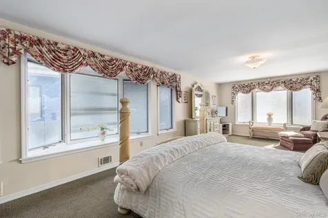 24-51 Little Neck Boulevard Bayside NY 11360