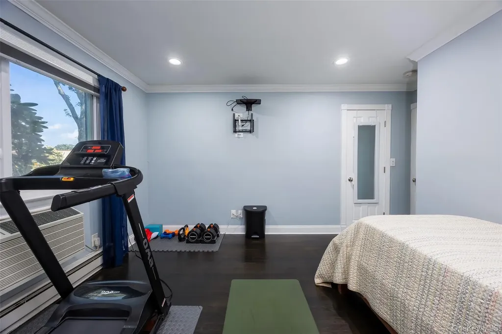 40 W 4th Street Patchogue NY 11772