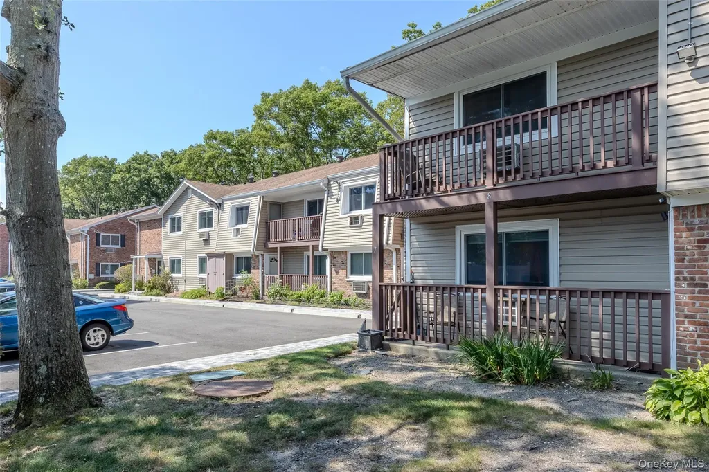 40 W 4th Street Patchogue NY 11772