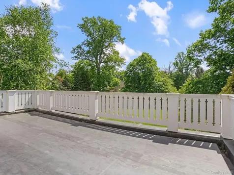 15 Hemlock Road Bronxville NY 10708