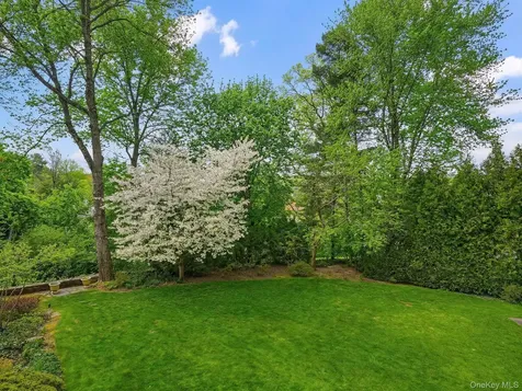 15 Hemlock Road Bronxville NY 10708
