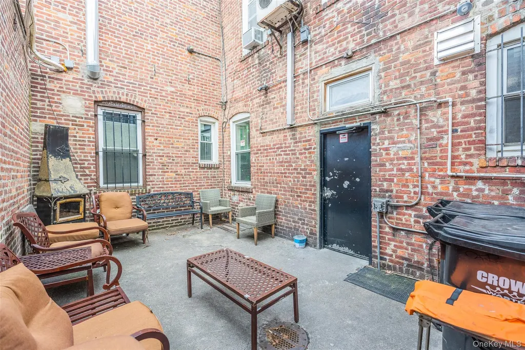 16904 Crocheron Avenue Flushing NY 11358