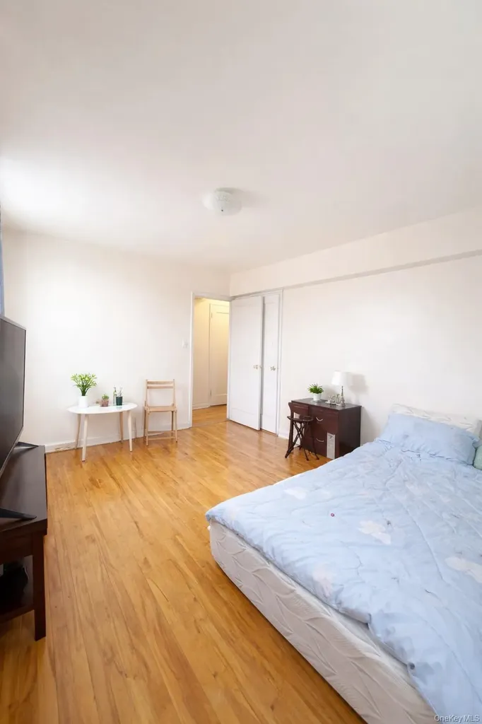 14444 41 Avenue Flushing NY 11354