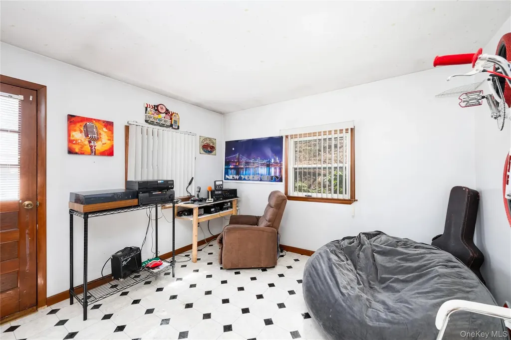 89 Baldwin Place Road Mahopac NY 10541
