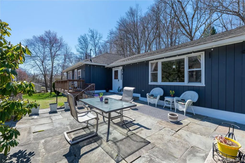 89 Baldwin Place Road Mahopac NY 10541