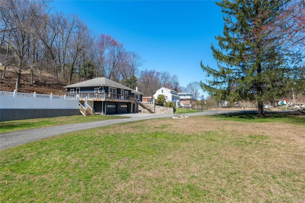 89 Baldwin Place Road Mahopac NY 10541