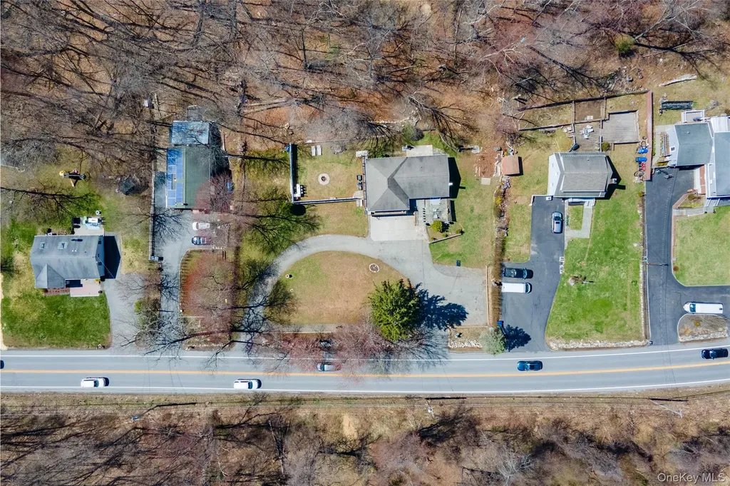 89 Baldwin Place Road Mahopac NY 10541