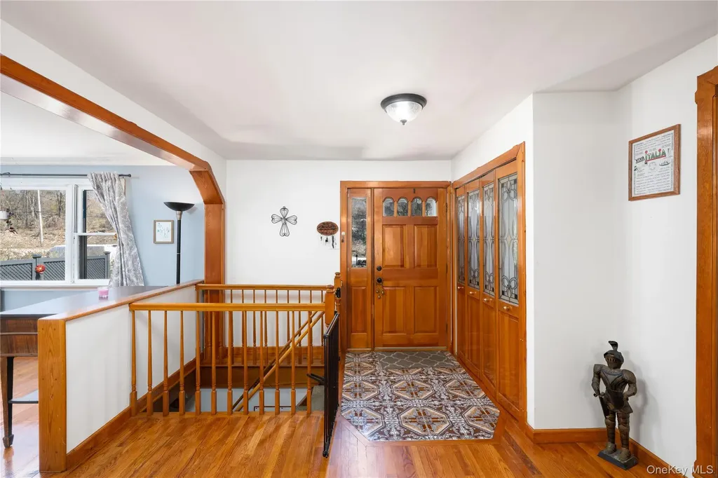 89 Baldwin Place Road Mahopac NY 10541