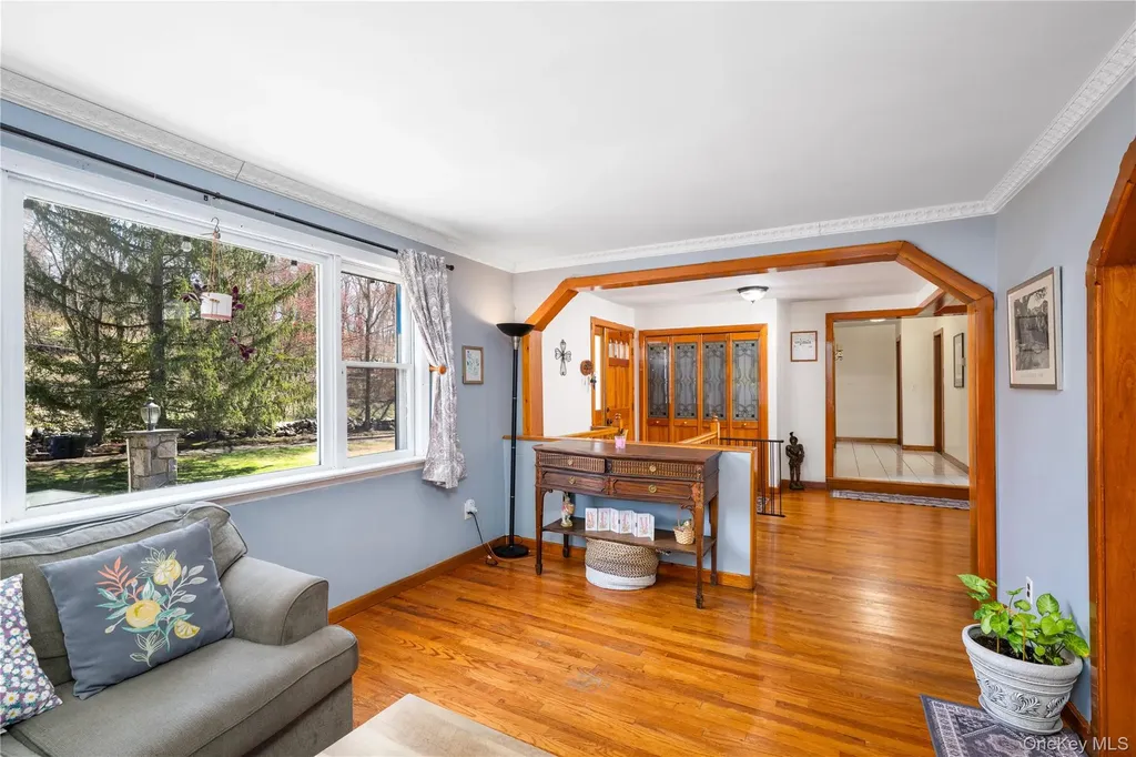 89 Baldwin Place Road Mahopac NY 10541