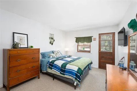 89 Baldwin Place Road Mahopac NY 10541