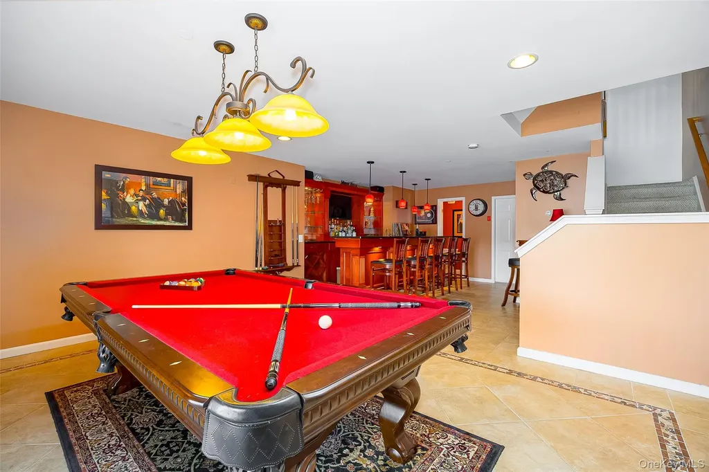 114 Hudson Pointe Drive Poughkeepsie NY 12601