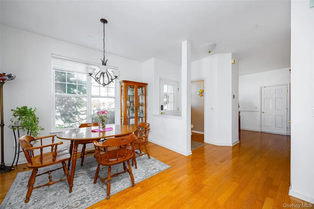 114 Hudson Pointe Drive Poughkeepsie NY 12601