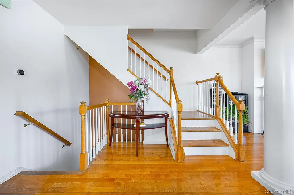 114 Hudson Pointe Drive Poughkeepsie NY 12601