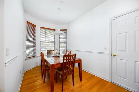 114 Hudson Pointe Drive Poughkeepsie NY 12601