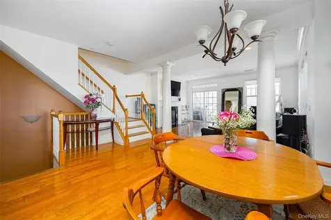 114 Hudson Pointe Drive Poughkeepsie NY 12601