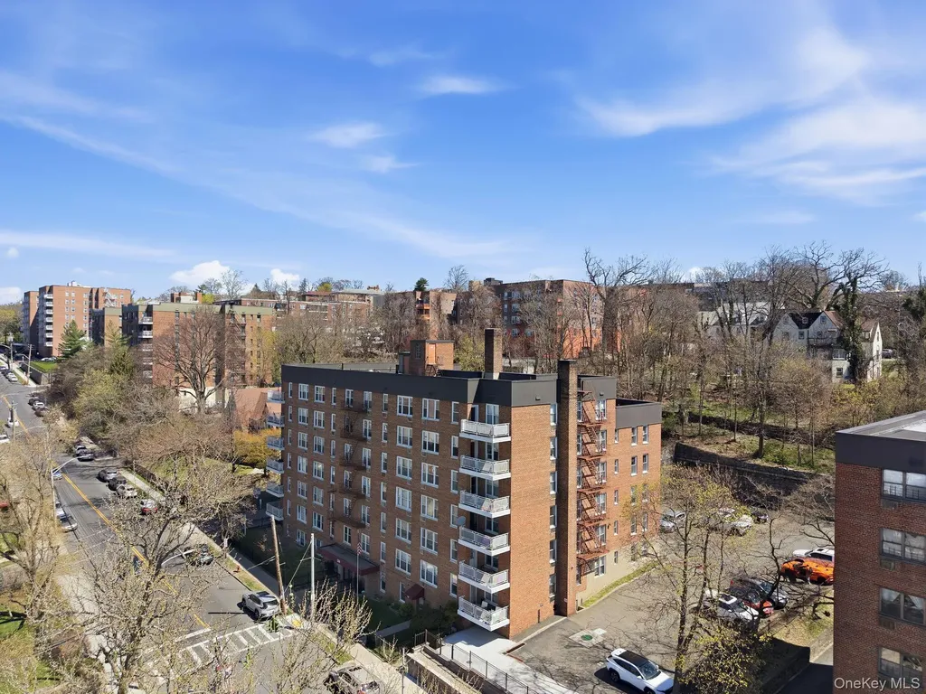 250 N Broadway Yonkers NY 10701