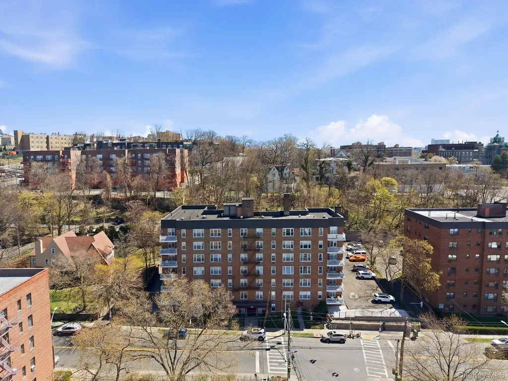 250 N Broadway Yonkers NY 10701