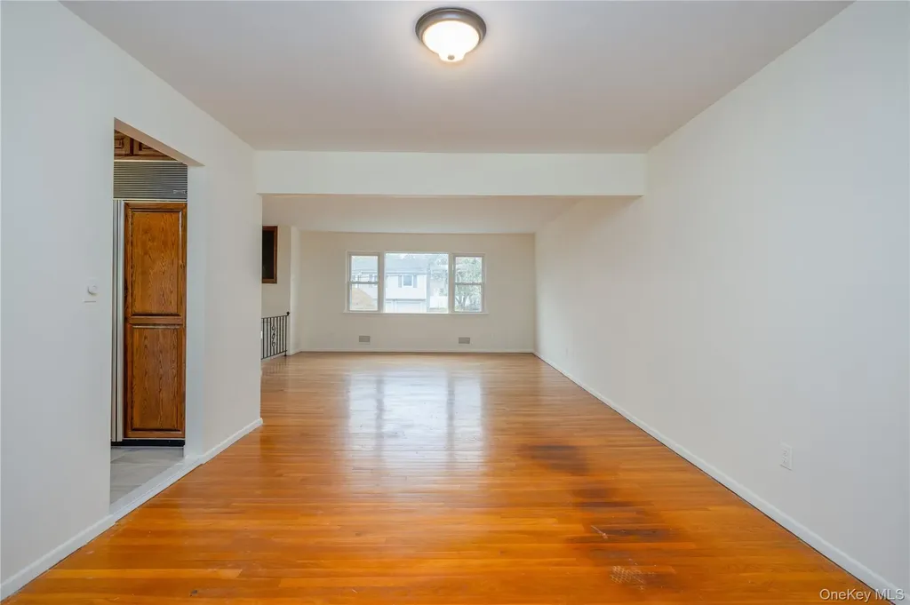 54 Meyer Oval Pearl River NY 10965