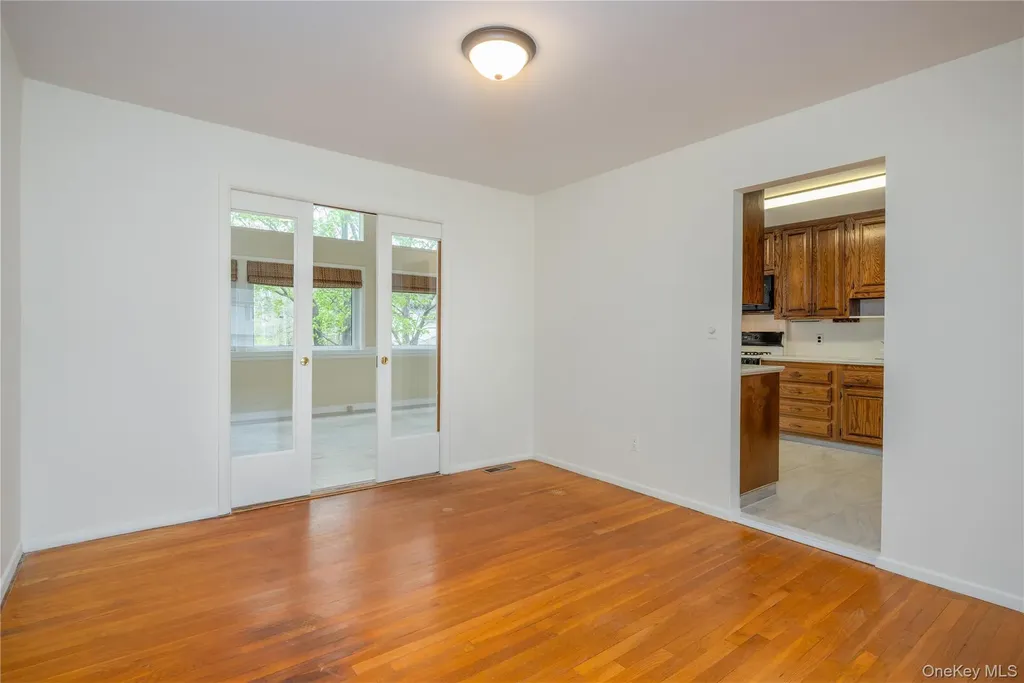54 Meyer Oval Pearl River NY 10965