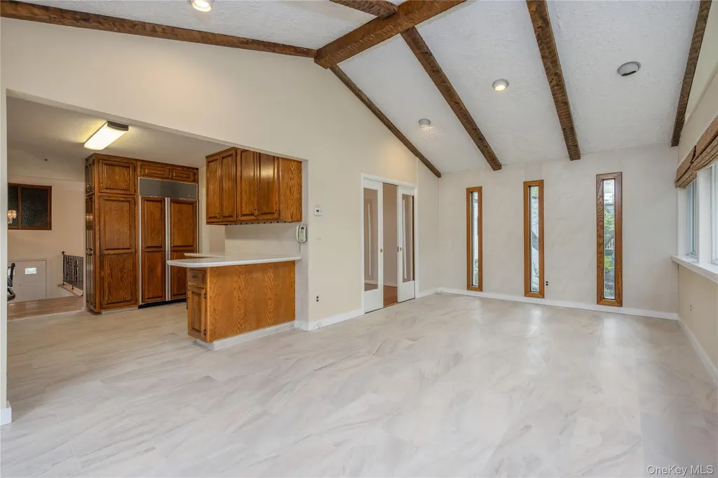 54 Meyer Oval Pearl River NY 10965