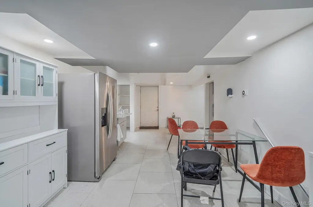47 Mayfield Drive Mastic Beach NY 11951