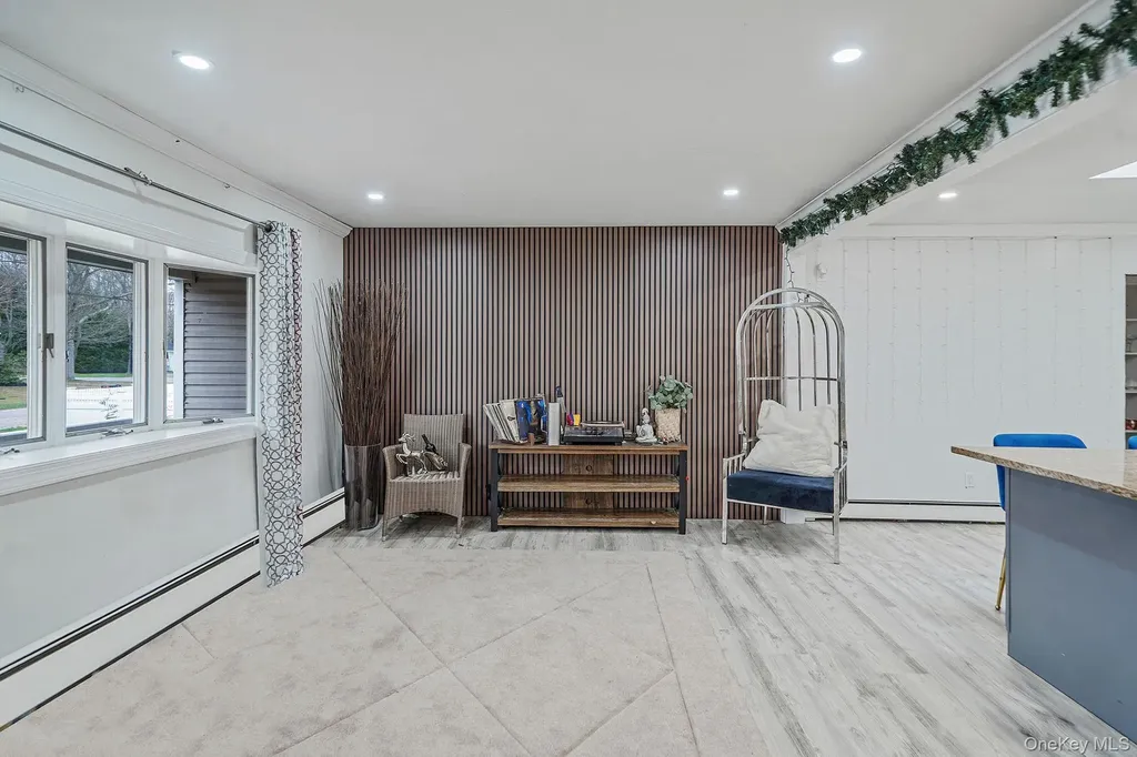 47 Mayfield Drive Mastic Beach NY 11951
