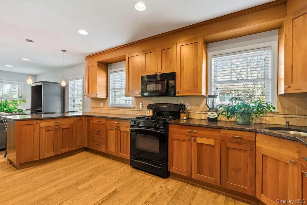 314 Hunter Street Mamaroneck NY 10543