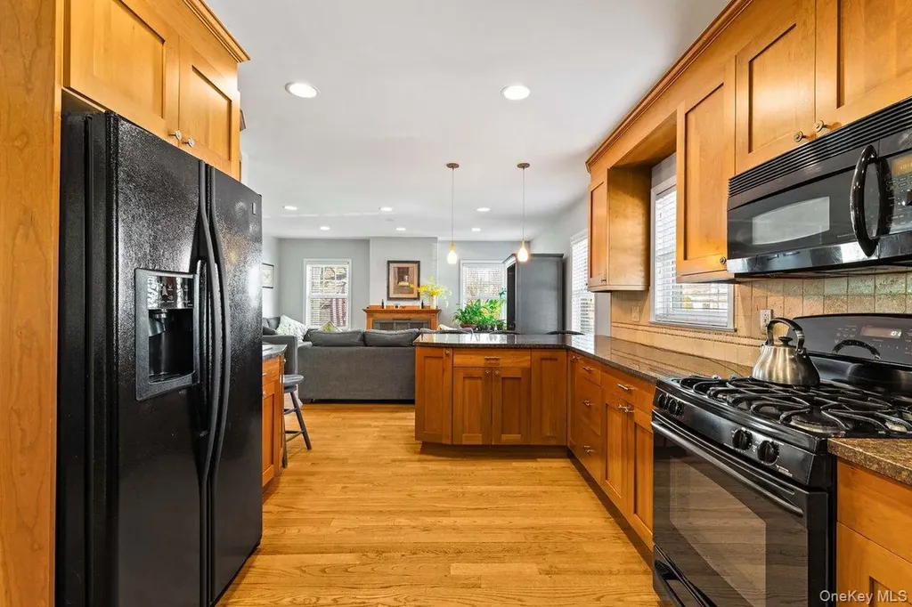 314 Hunter Street Mamaroneck NY 10543