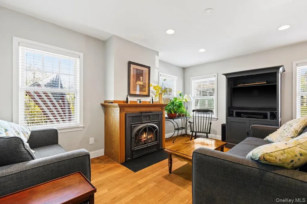 314 Hunter Street Mamaroneck NY 10543