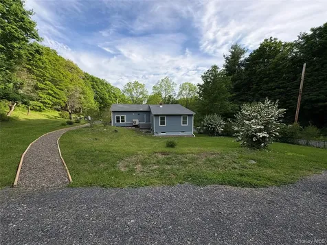 461 White Schoolhouse Rhinebeck NY 12572