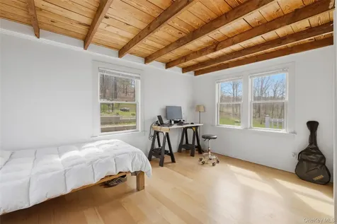 461 White Schoolhouse Rhinebeck NY 12572