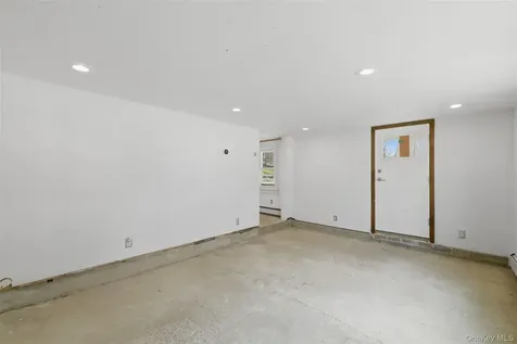 461 White Schoolhouse Rhinebeck NY 12572