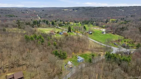 461 White Schoolhouse Rhinebeck NY 12572