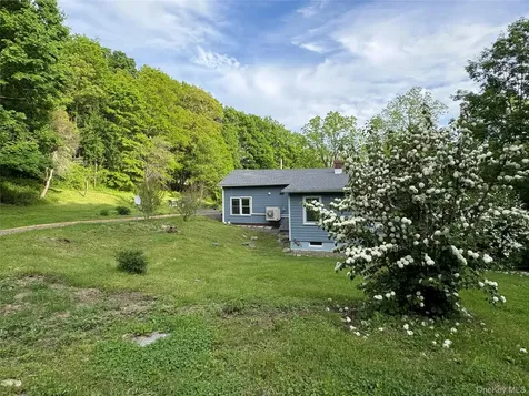 461 White Schoolhouse Rhinebeck NY 12572