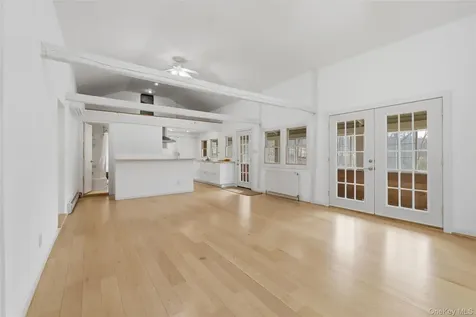 461 White Schoolhouse Rhinebeck NY 12572