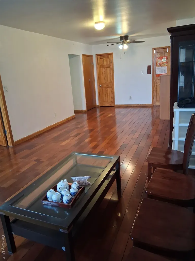 137-40 45th Avenue Flushing NY 11355