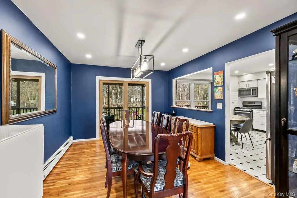 29 Sandy Brook Drive Spring Valley NY 10977