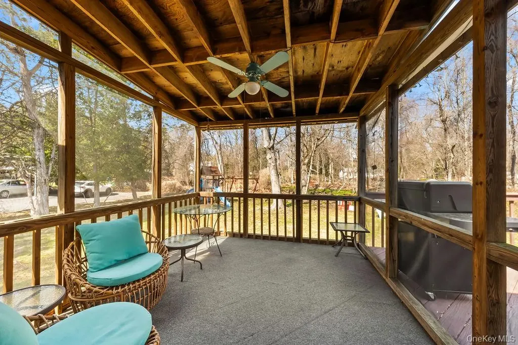 29 Sandy Brook Drive Spring Valley NY 10977