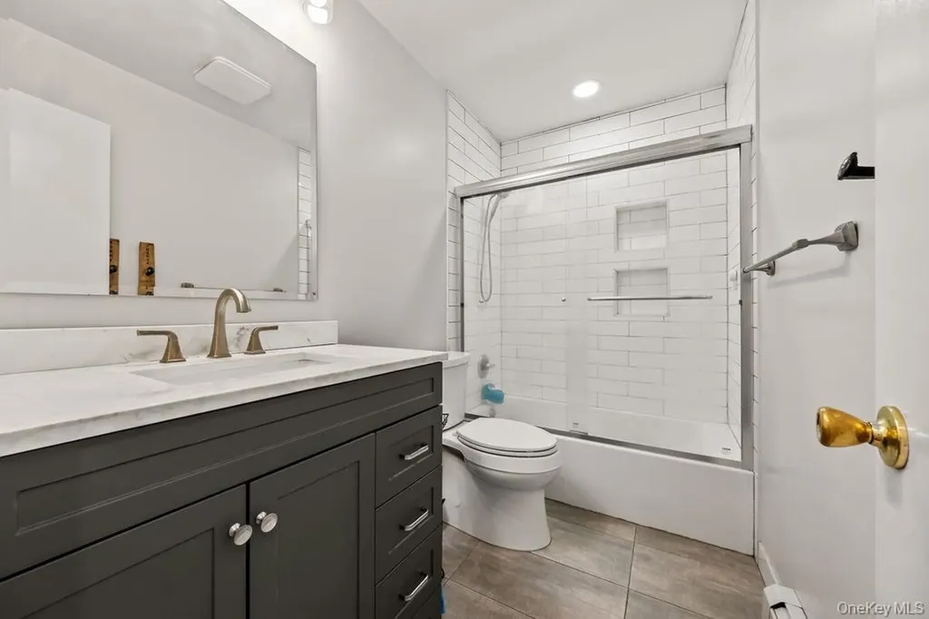 29 Sandy Brook Drive Spring Valley NY 10977