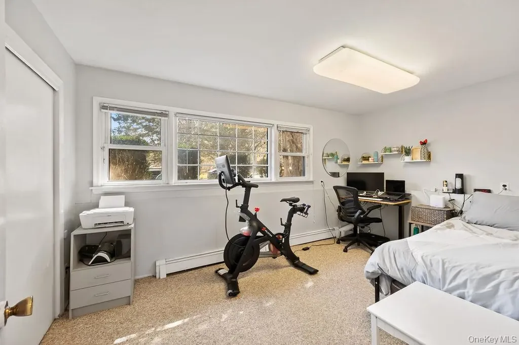 29 Sandy Brook Drive Spring Valley NY 10977