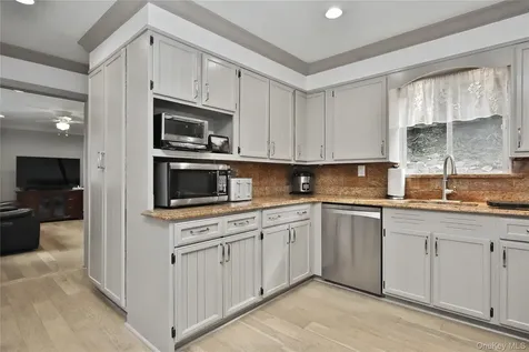 14 Emerald Place Yonkers NY 10703